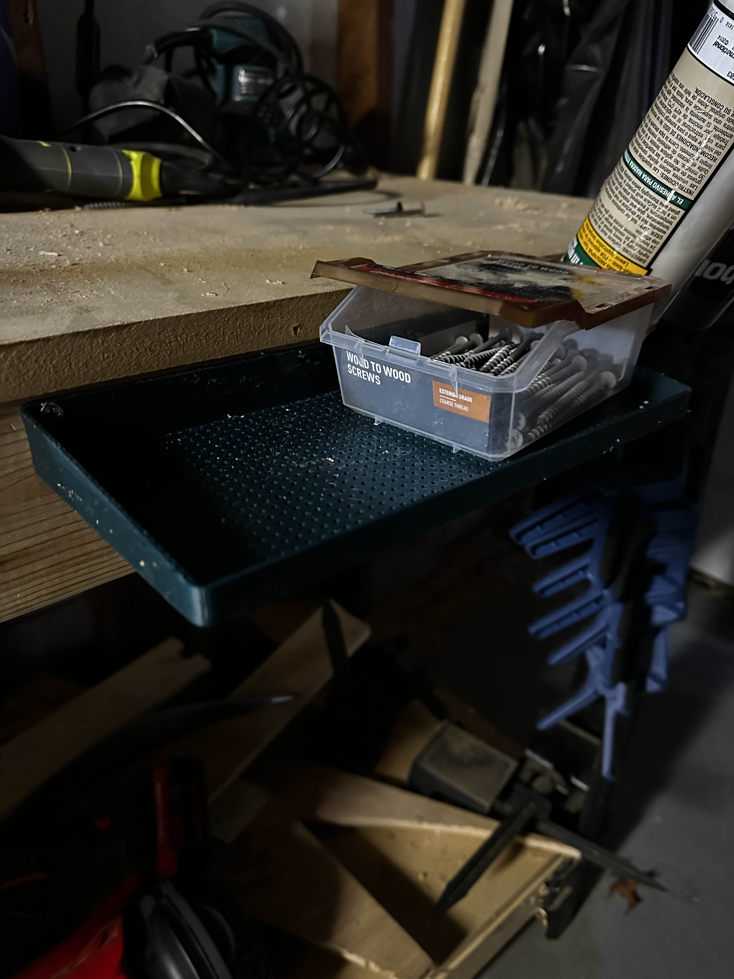 Dust resistant workshop trays